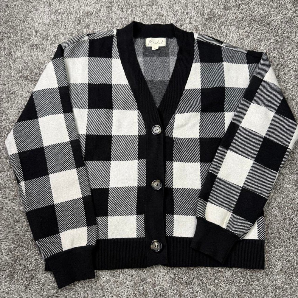 Marled Black and White checkered cardigan M